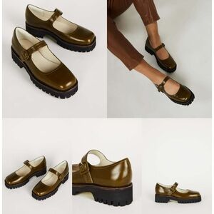 SOLD - Leather lug sole mary jane’s